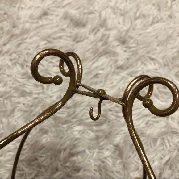 Pier 1 Single Gold Ornament Stand Holder - Picture 9 of 12